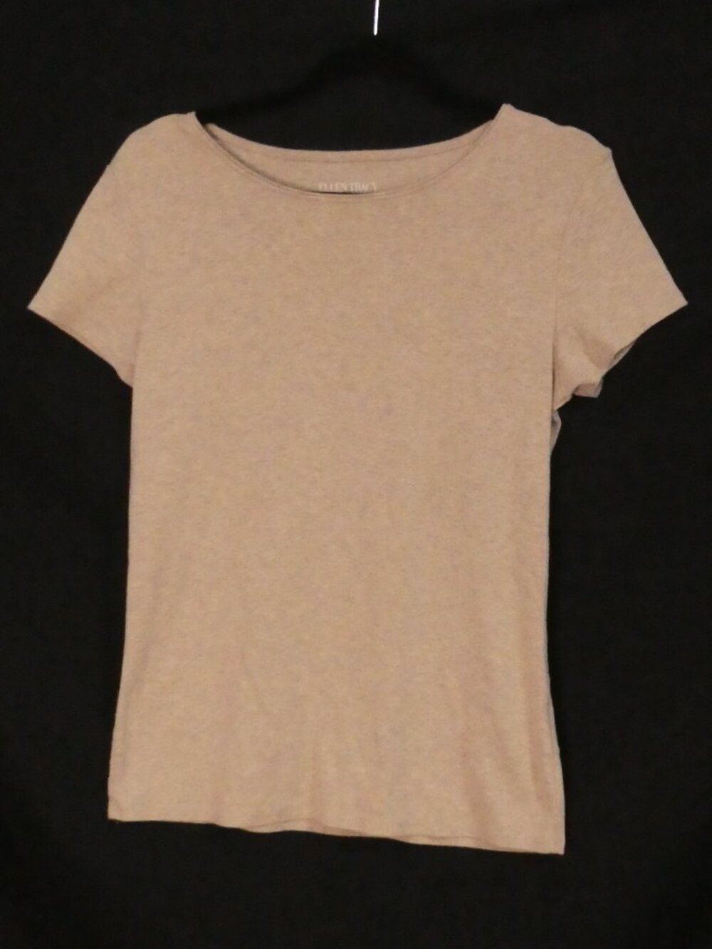 ELLEN TRACY Beige Short Sleeve Crewneck Knit Tee Shirt Top - Size Medium